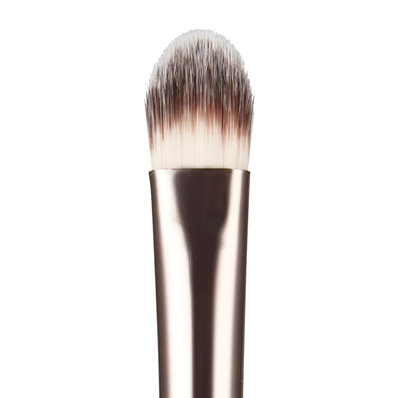 Brush-NEW-Concealer-Brush-Close-Up